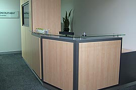 Angle reception desk